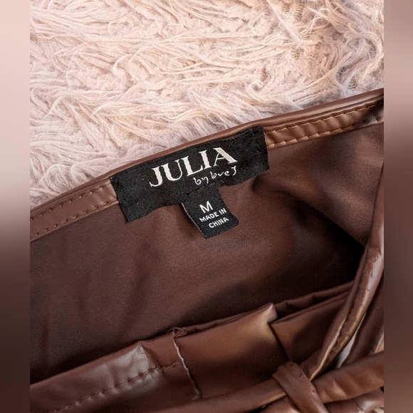 Julia by Love J brown corset crop tank top size Medium - Picture 3 of 4